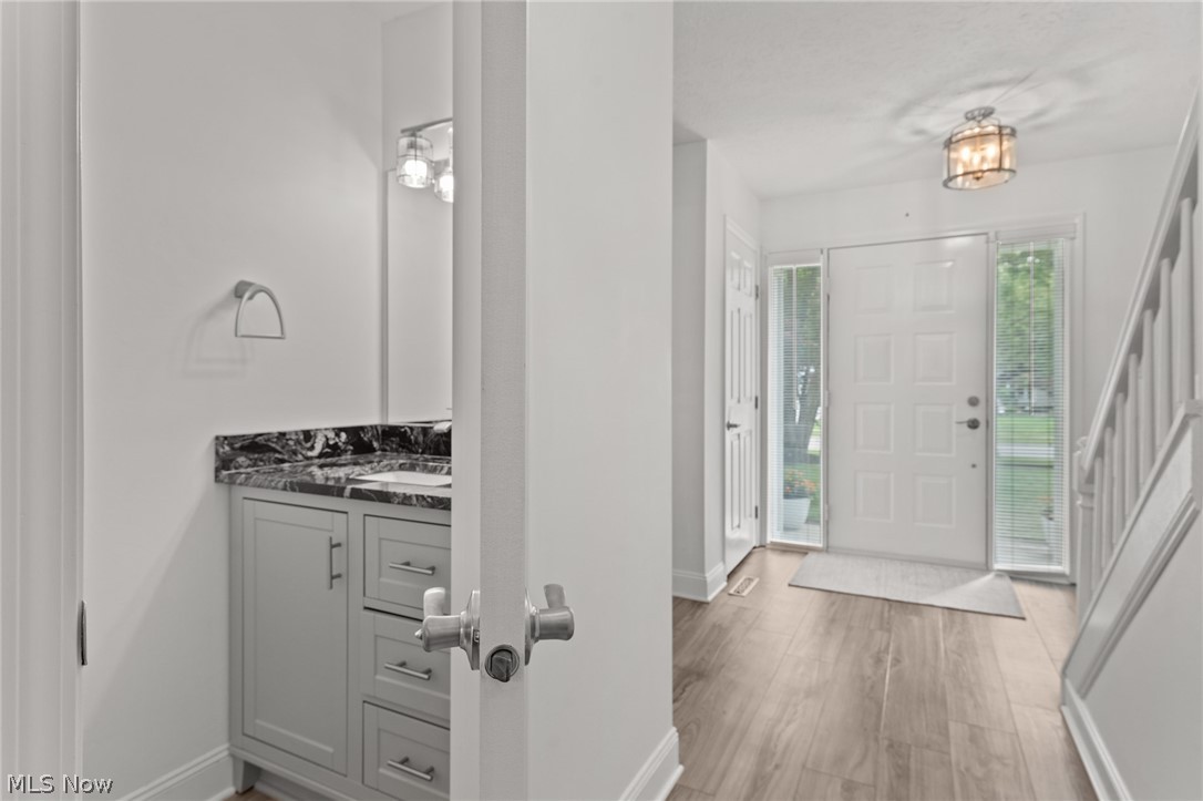 5048 Stansbury Drive Solon OH 44139