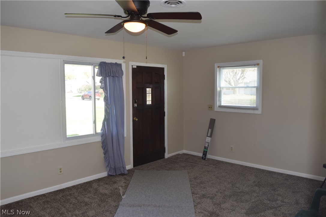 2233 Maxine Avenue NE Canton OH 44705
