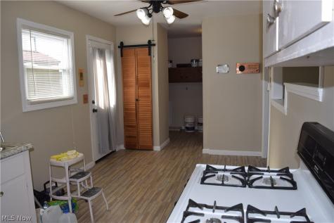 2233 Maxine Avenue NE Canton OH 44705