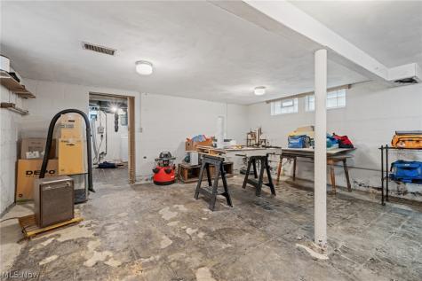 4714 W Ridgewood Drive Parma OH 44134