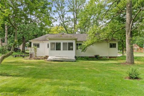 4714 W Ridgewood Drive Parma OH 44134