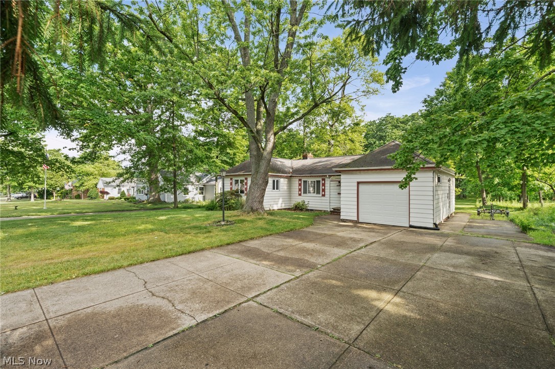 4714 W Ridgewood Drive Parma OH 44134