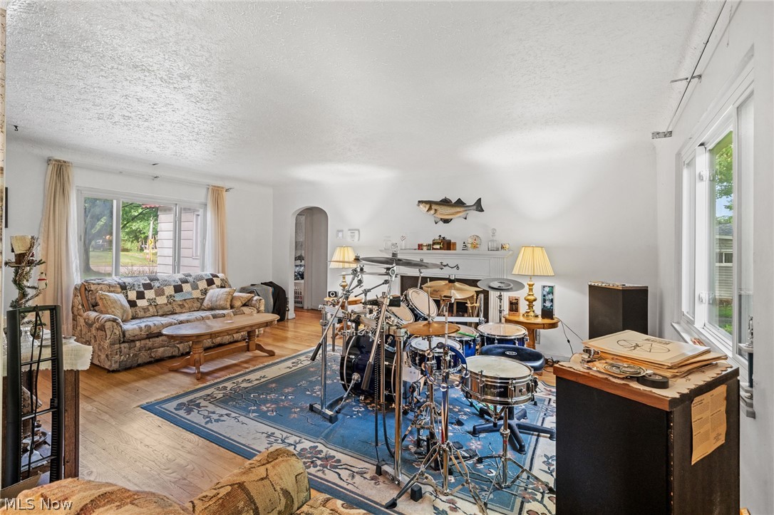 4714 W Ridgewood Drive Parma OH 44134