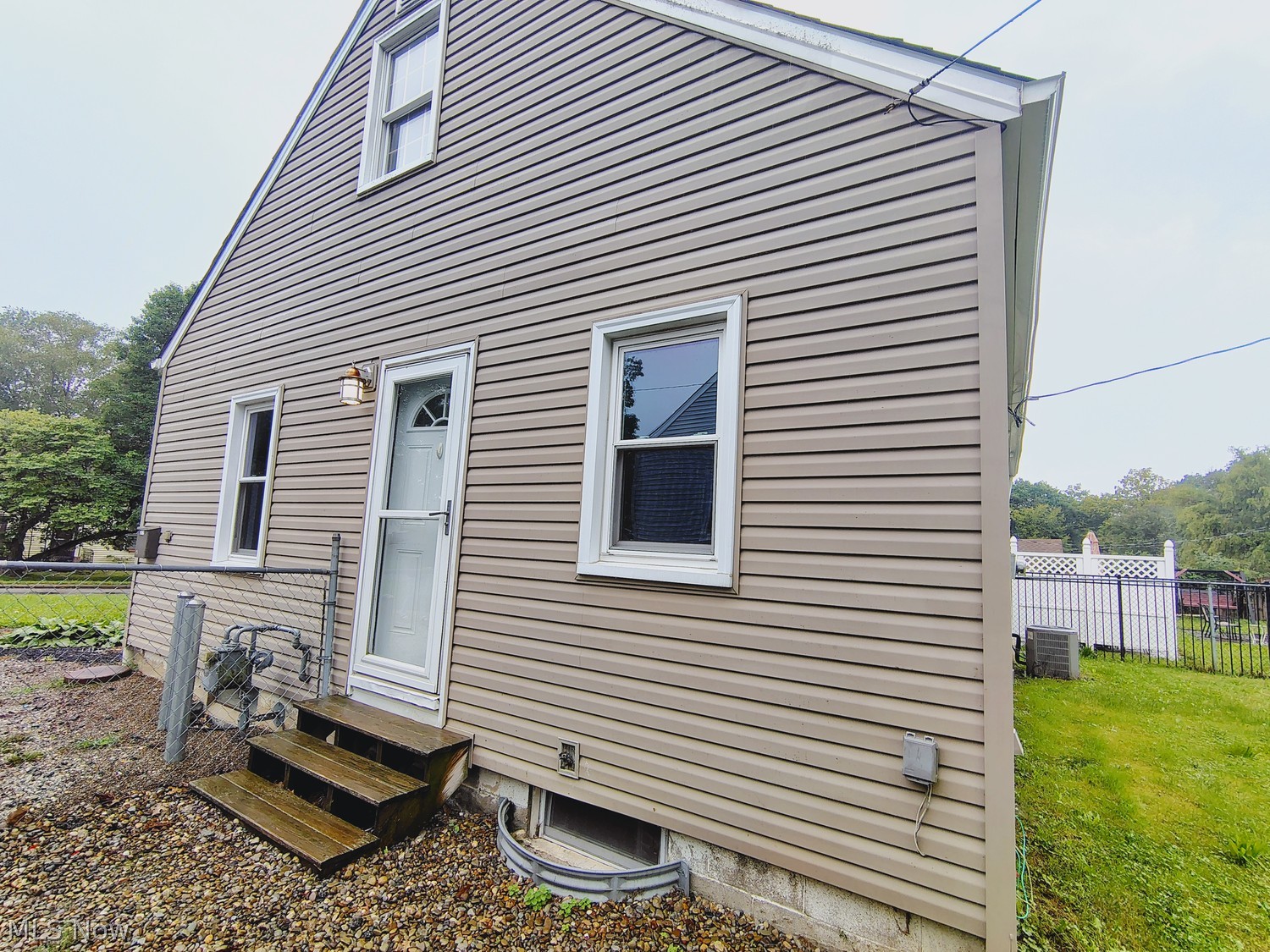 106 Park Street Lodi OH 44254