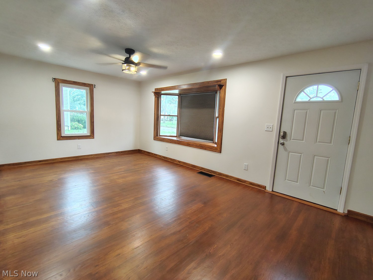 106 Park Street Lodi OH 44254