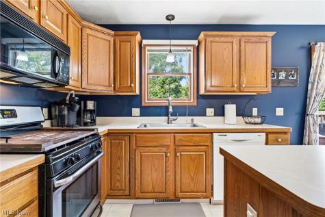 848 Southbridge Boulevard Brunswick OH 44212