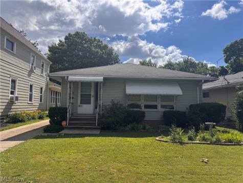4965 Henry Street Garfield Heights OH 44125