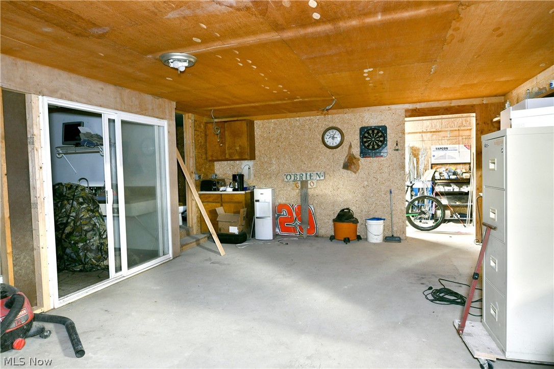 4000 Custer Orangeville Road NE Burghill OH 44404