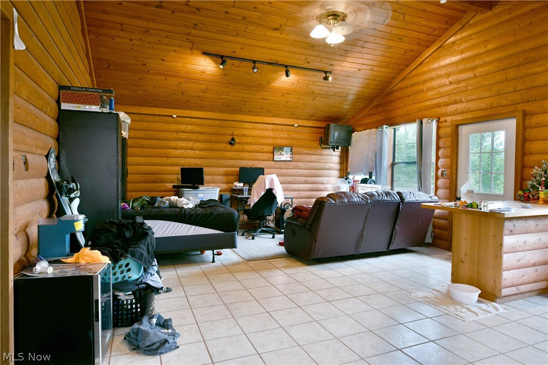 4000 Custer Orangeville Road NE Burghill OH 44404
