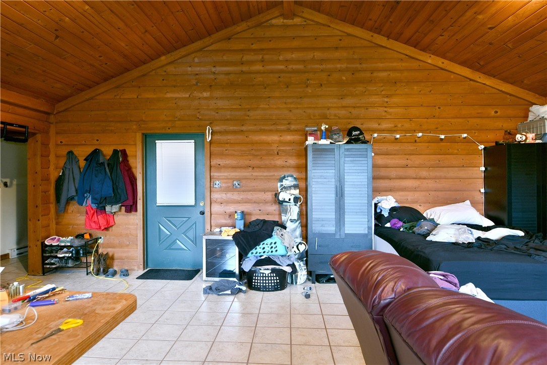 4000 Custer Orangeville Road NE Burghill OH 44404