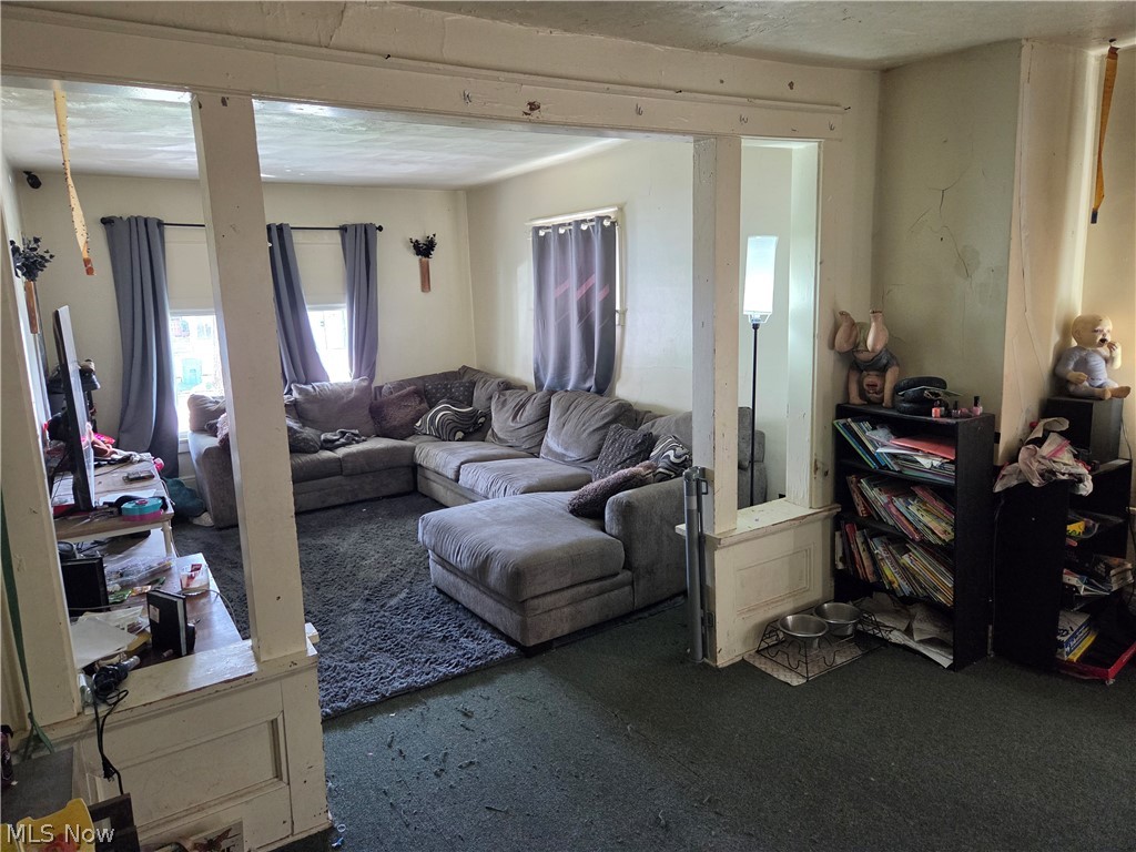 491 5th Street Struthers OH 44471