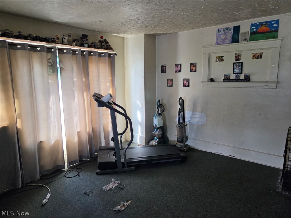 491 5th Street Struthers OH 44471