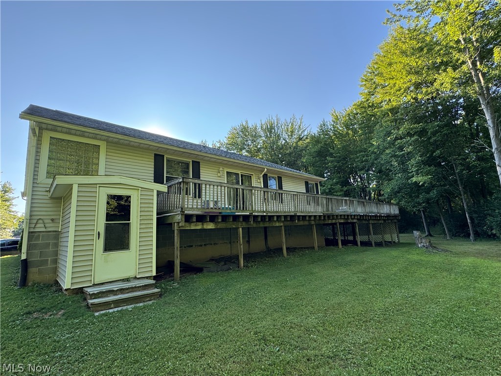 1696 Concord Court Roaming Shores OH 44084
