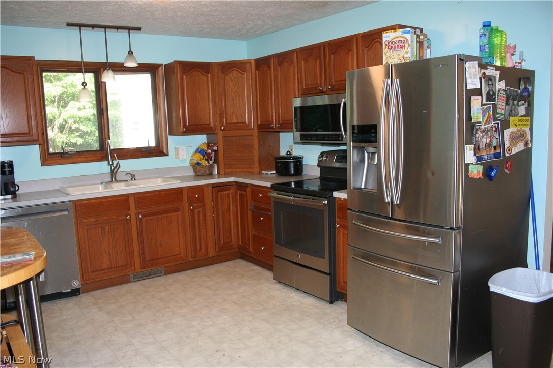 1696 Concord Court Roaming Shores OH 44084