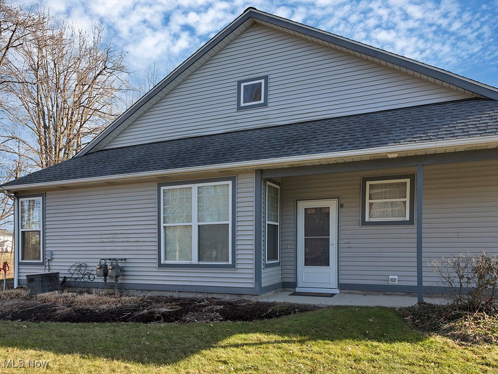 2366 Manchester Lane Avon OH 44011