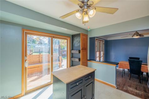 7307 Nobb Hill Drive Parma OH 44130