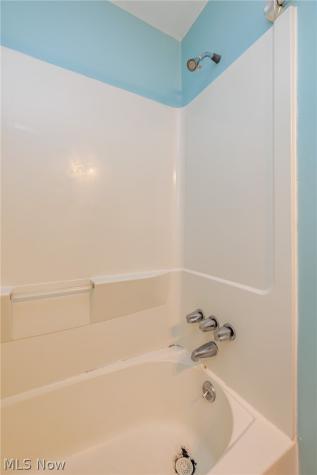 7307 Nobb Hill Drive Parma OH 44130
