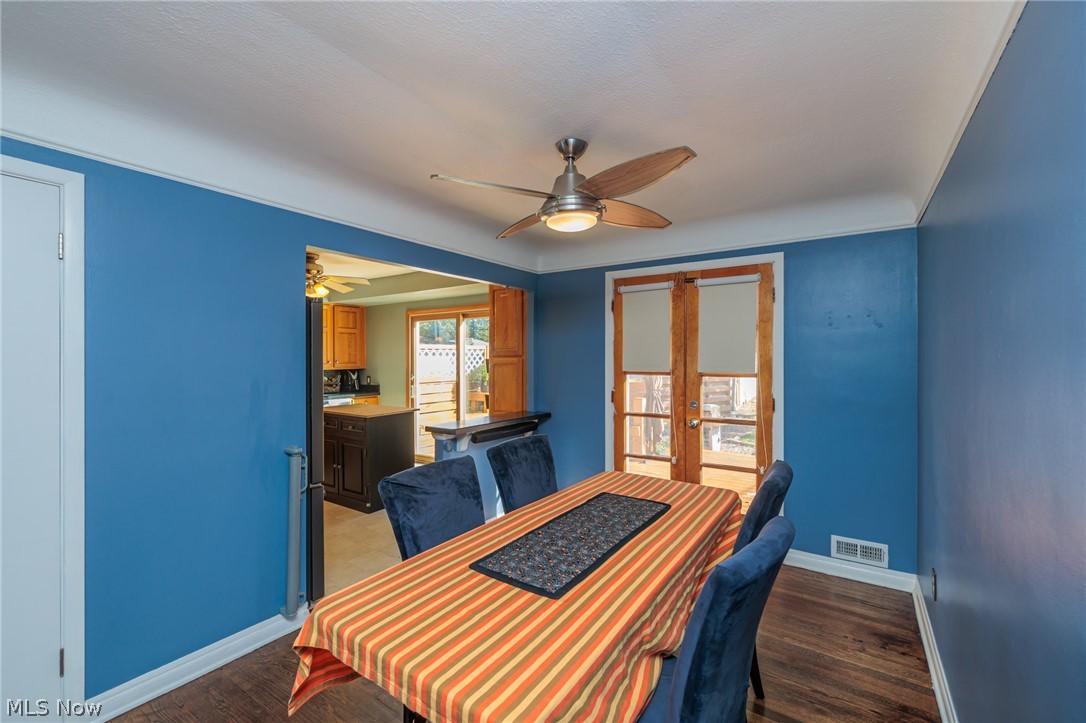 7307 Nobb Hill Drive Parma OH 44130
