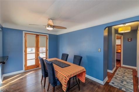 7307 Nobb Hill Drive Parma OH 44130