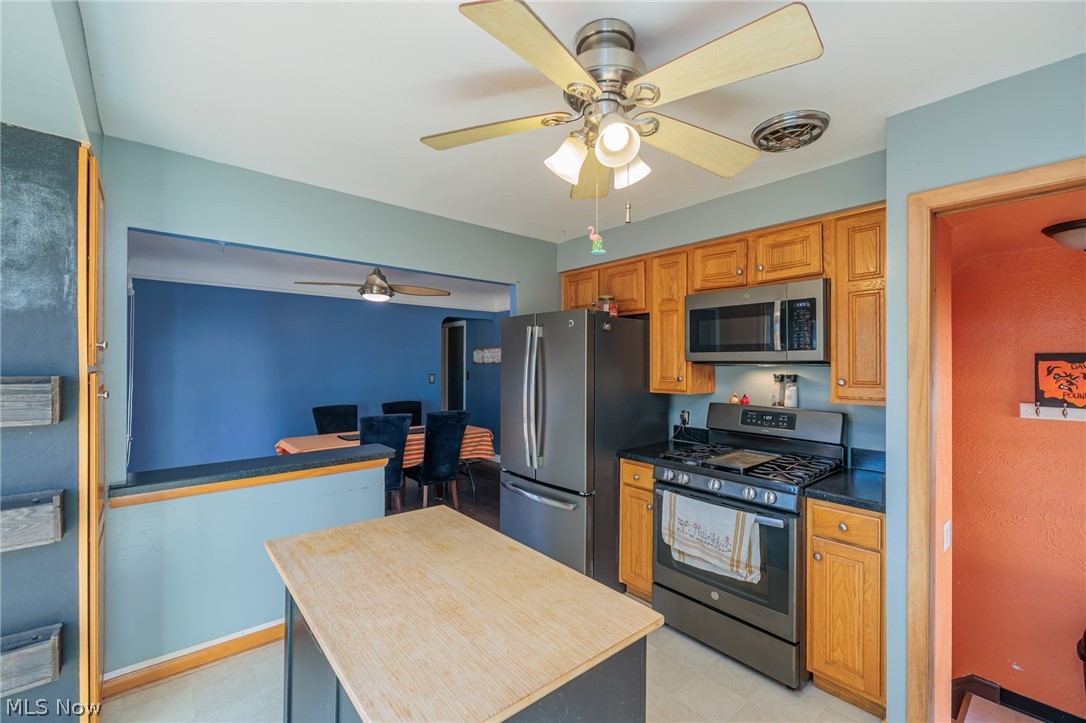 7307 Nobb Hill Drive Parma OH 44130