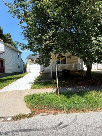 10011 Hulda Avenue Cleveland OH 44104