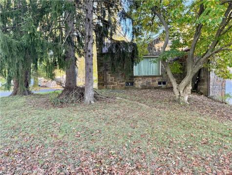 2821 Connecticut Street SW Massillon OH 44646
