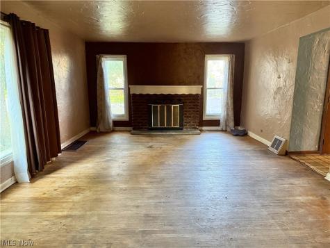 2821 Connecticut Street SW Massillon OH 44646