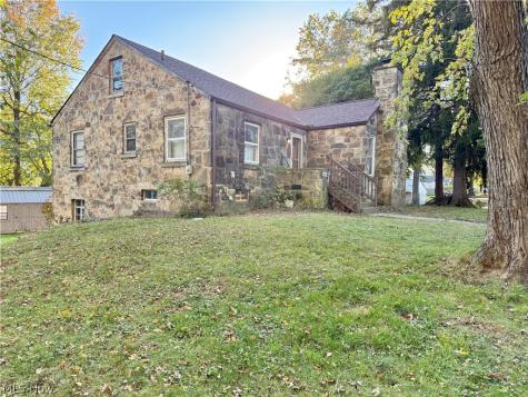 2821 Connecticut Street SW Massillon OH 44646