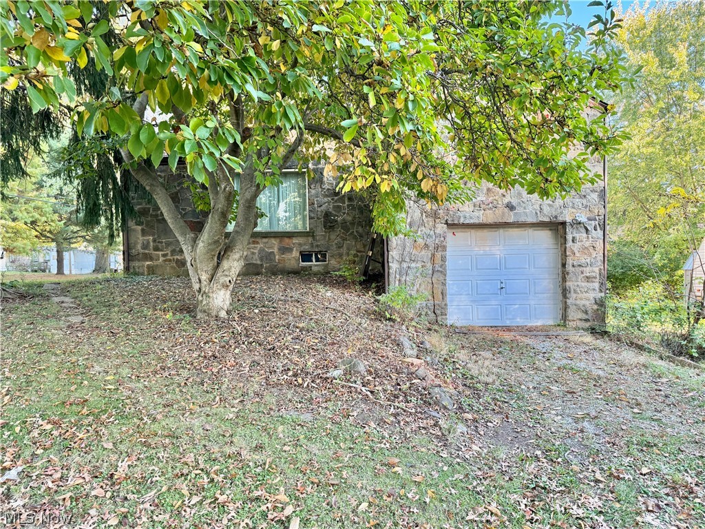 2821 Connecticut Street SW Massillon OH 44646