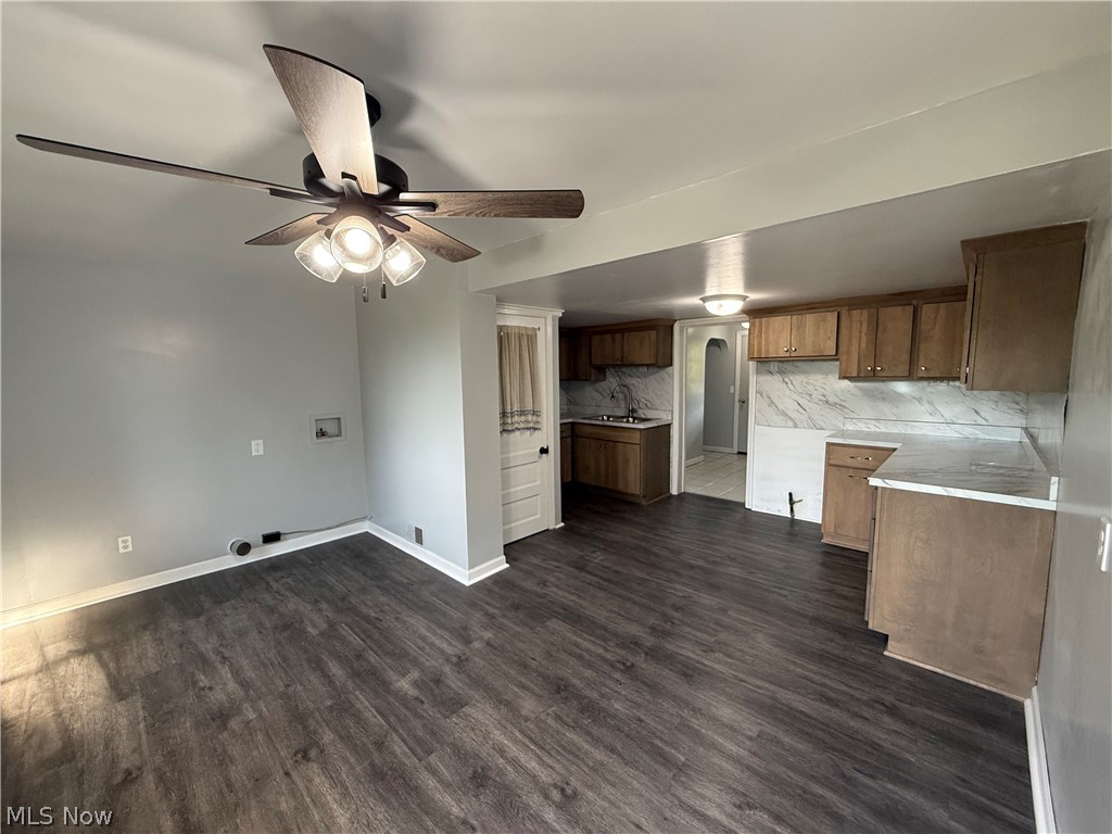 782 Hill Street Coshocton OH 43812