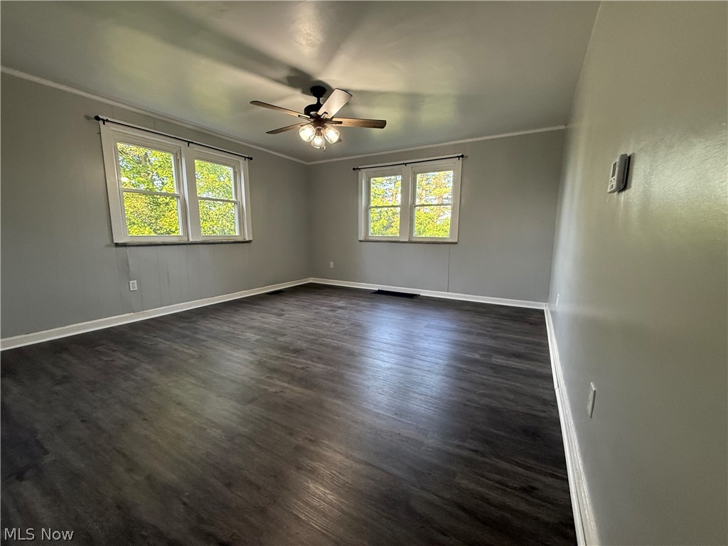 782 Hill Street Coshocton OH 43812