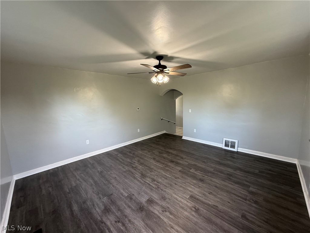 782 Hill Street Coshocton OH 43812