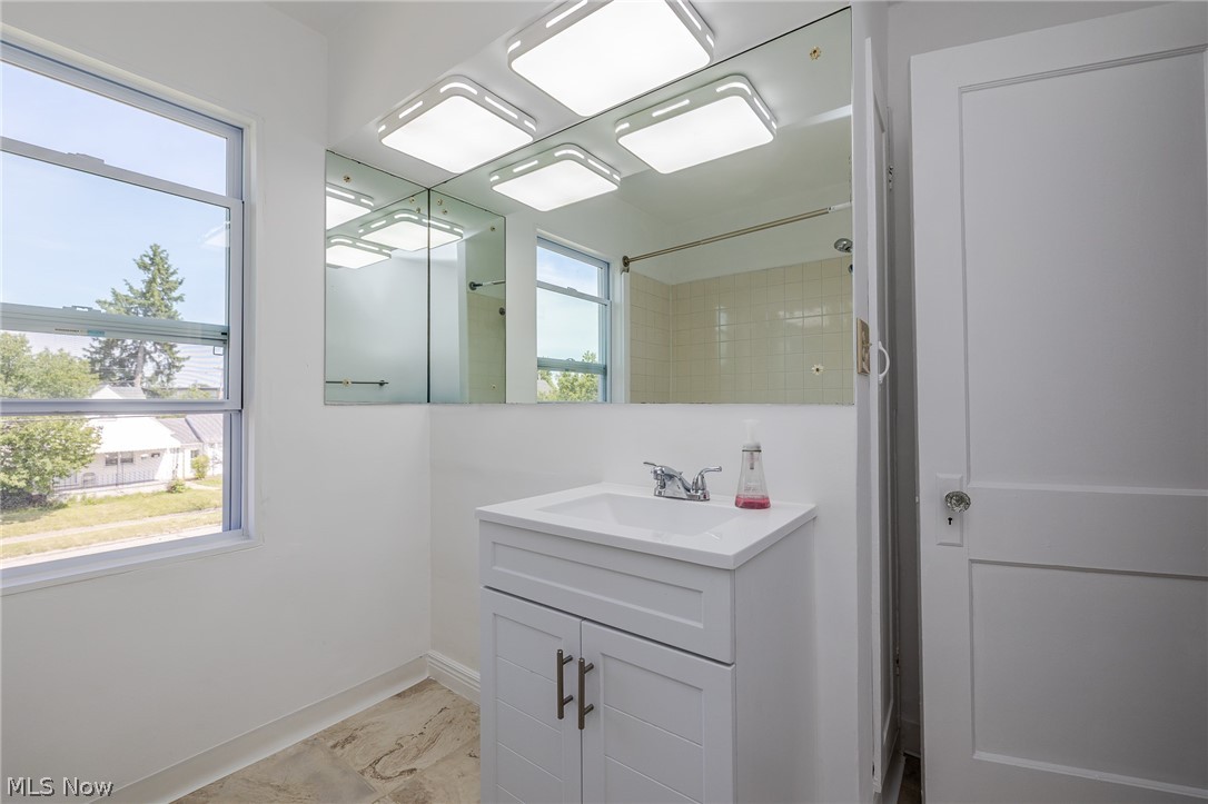 13311 Bellaire Road Cleveland OH 44135
