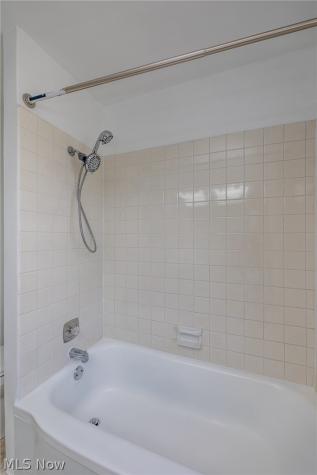 13311 Bellaire Road Cleveland OH 44135