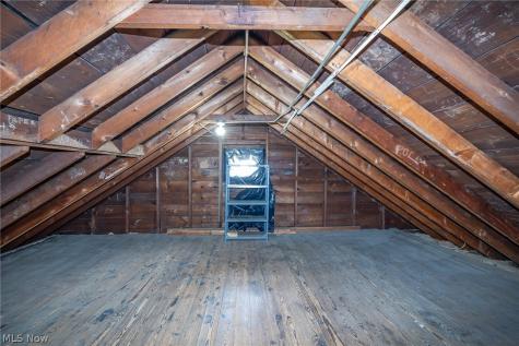 13311 Bellaire Road Cleveland OH 44135