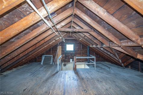 13311 Bellaire Road Cleveland OH 44135