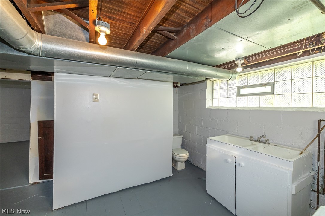 13311 Bellaire Road Cleveland OH 44135