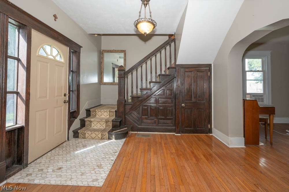 452 E Main Street East Palestine OH 44413