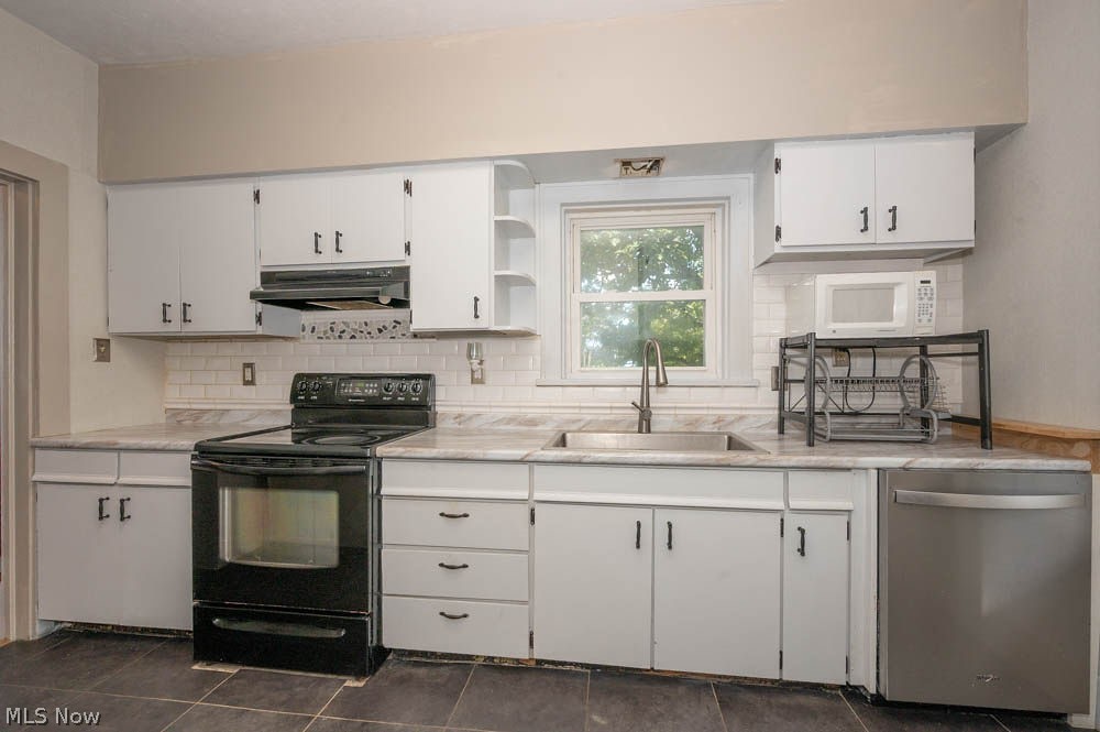 452 E Main Street East Palestine OH 44413
