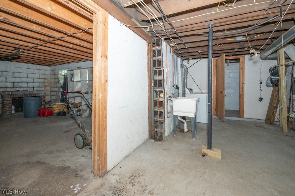 452 E Main Street East Palestine OH 44413