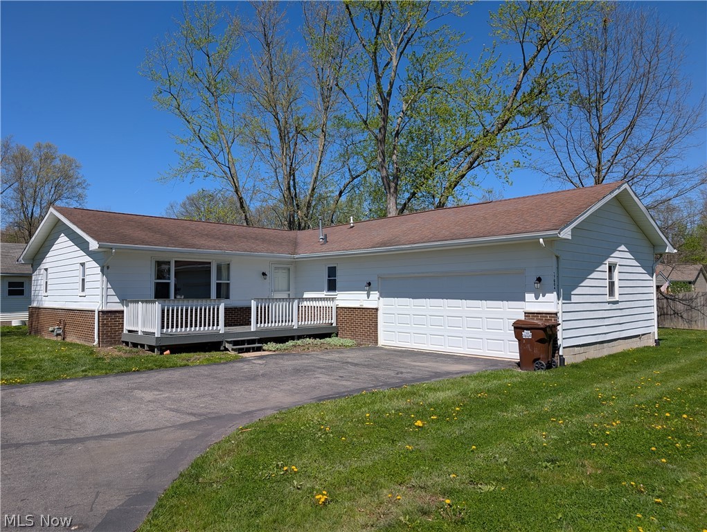 17604 Olive Avenue Lake Milton OH 44429