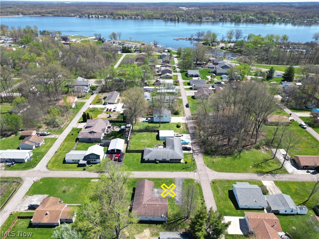 17604 Olive Avenue Lake Milton OH 44429