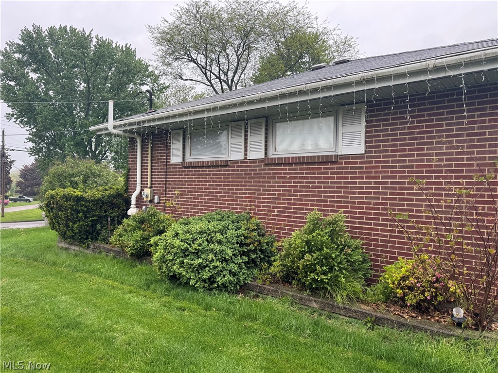 5606 Chandler Avenue NW North Canton OH 44720