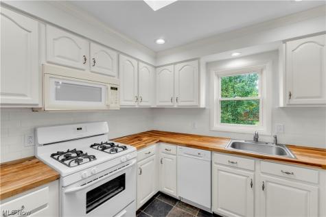 4405 Forestwood Drive Parma OH 44134