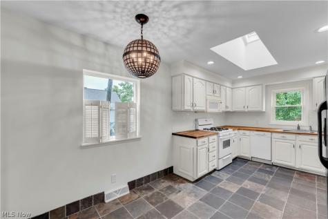 4405 Forestwood Drive Parma OH 44134