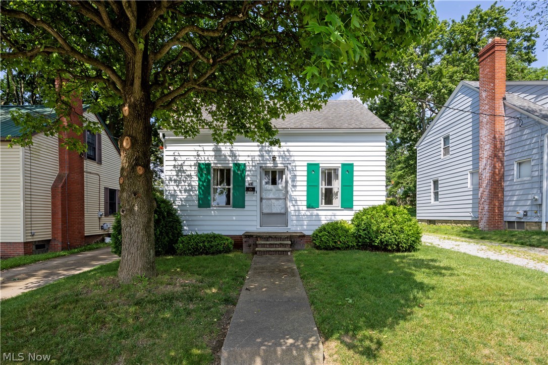 716 Palmer Street Wooster OH 44691