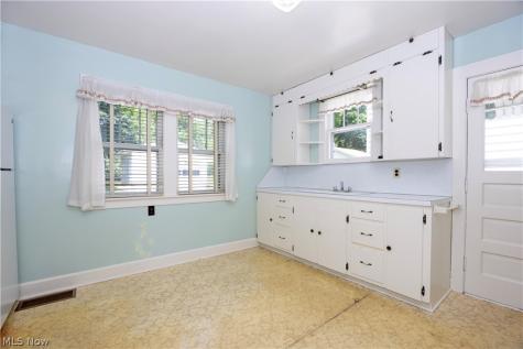 716 Palmer Street Wooster OH 44691