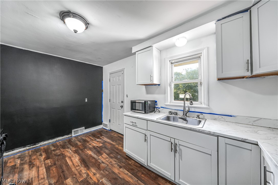 16780 Gerard Avenue Maple Heights OH 44137