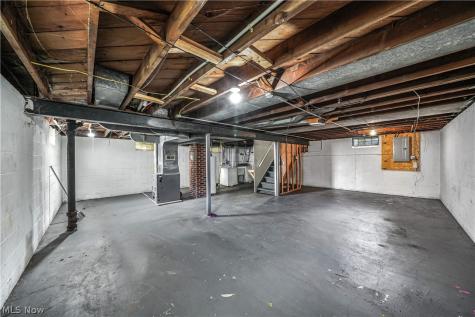 16780 Gerard Avenue Maple Heights OH 44137