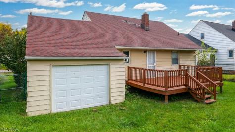 16780 Gerard Avenue Maple Heights OH 44137